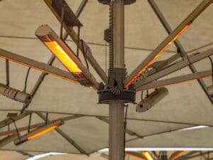terrasverwarmer infrarood lamp gezond terraskachel onder overkapping hangende terrasverwarmer terrasverwarming infrarood