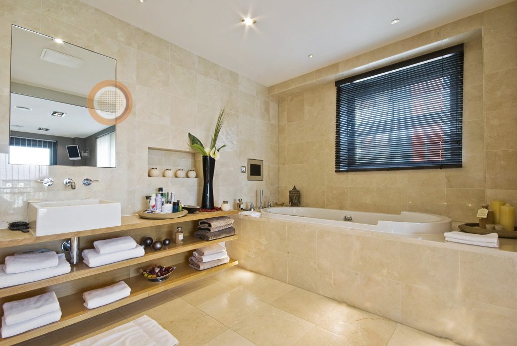 spiegelverwarming badkamer paneel